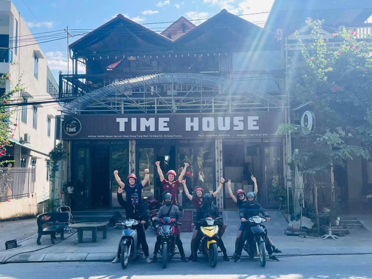 Time House - Tours & Motorbikes Rental Hà Giang Eksteriør billede